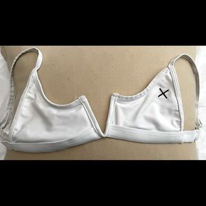 Boutine LA Bikini top